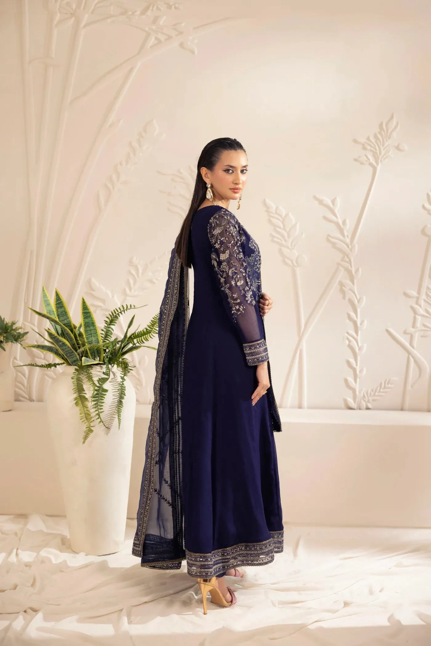 3PC EMBROIDERED CHIFFON LONG DRESS BY MOHAGNI 14