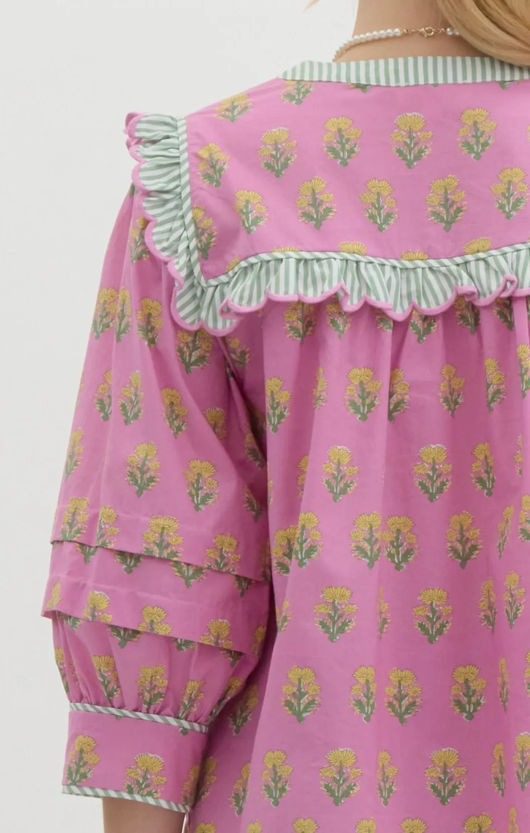 elleigh pullover blouse