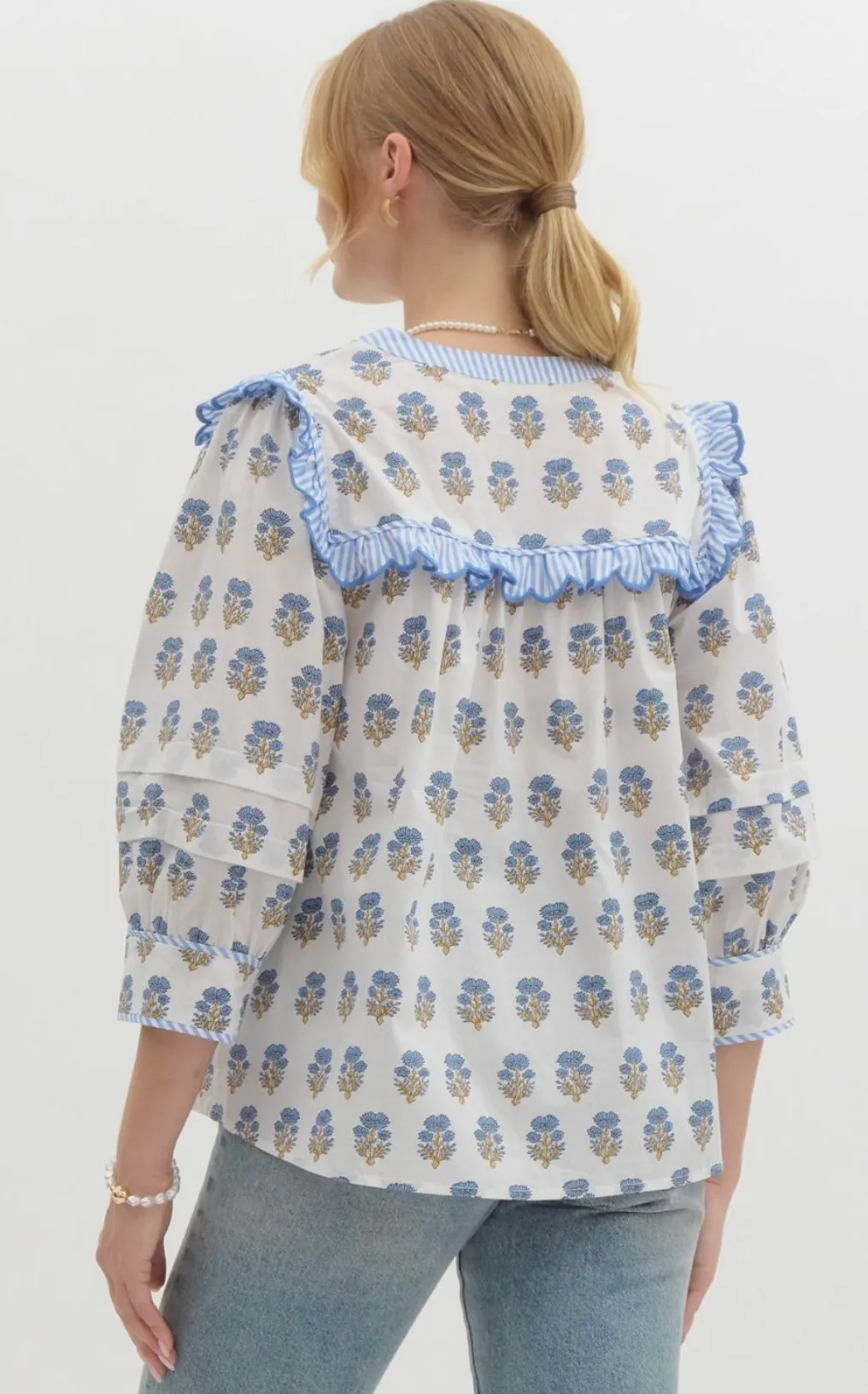 elleigh pullover blouse
