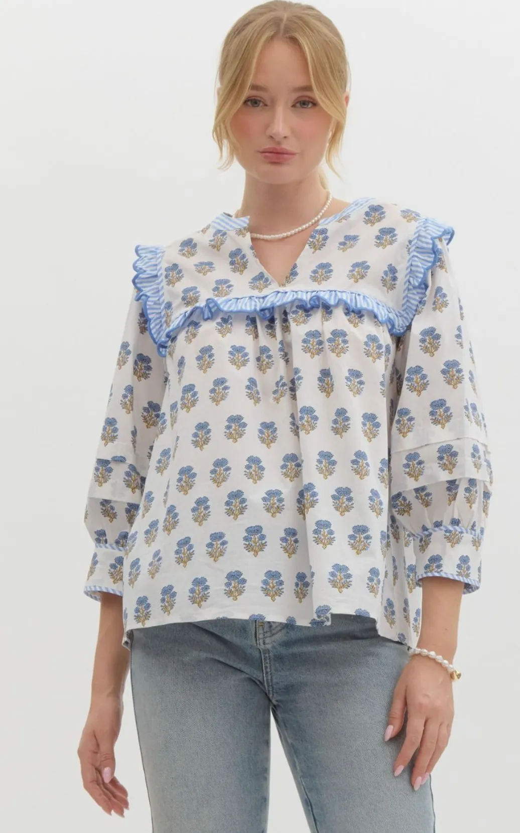elleigh pullover blouse
