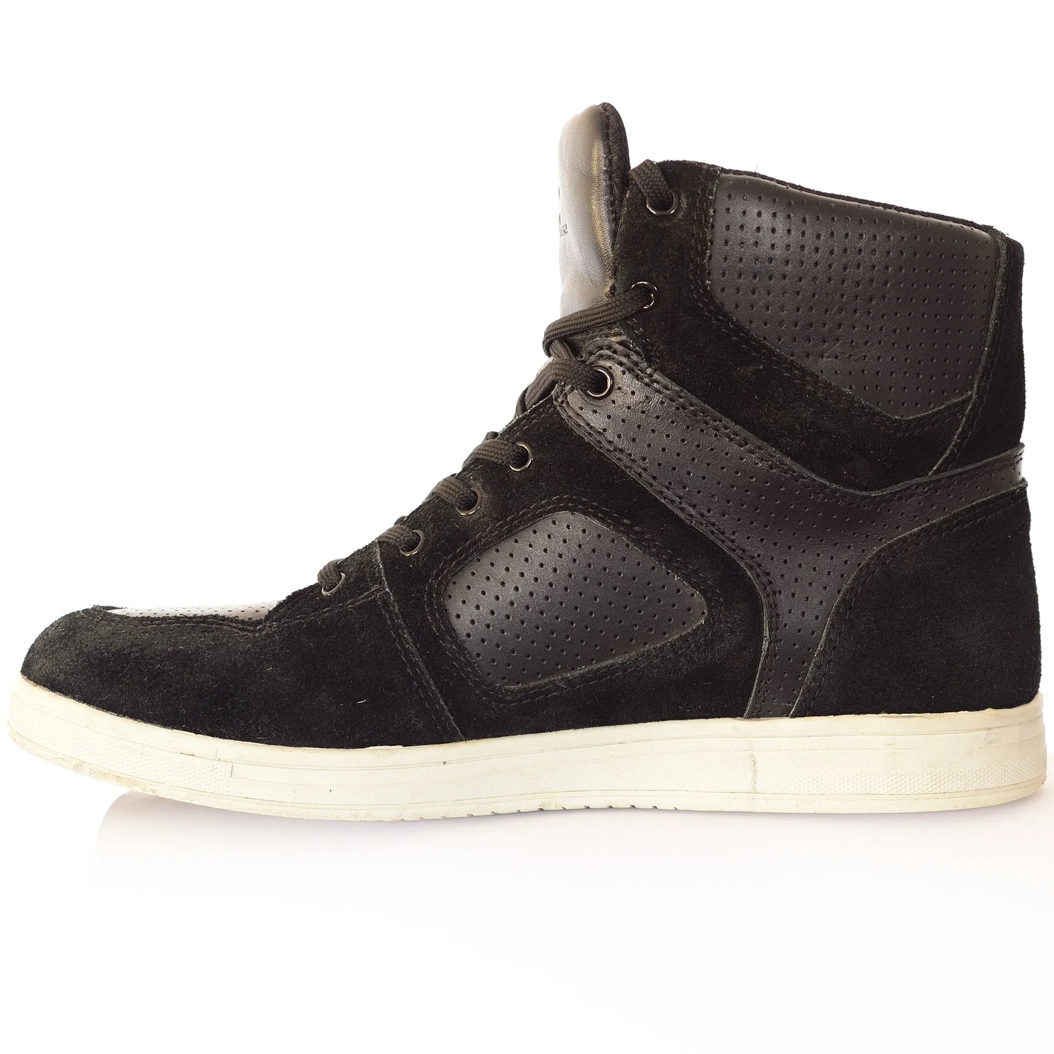 Hi-Tops