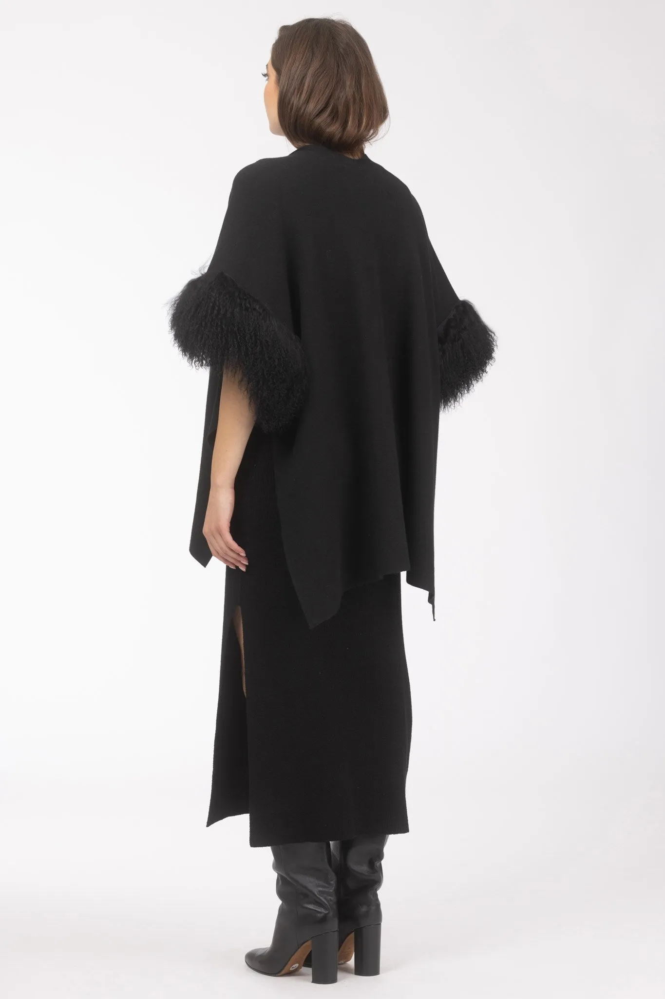 Knit Vest with Select Mongolian Shearling Lamb Trim (Tg)