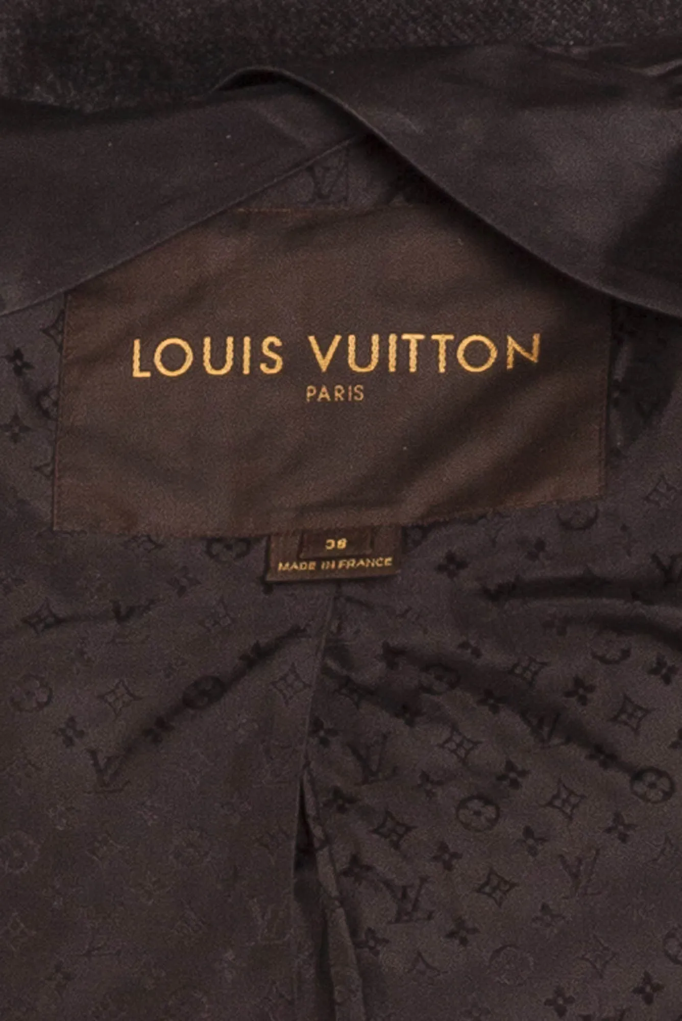 Louis Vuitton - Dark Gray Button Up  Coat - FR 38