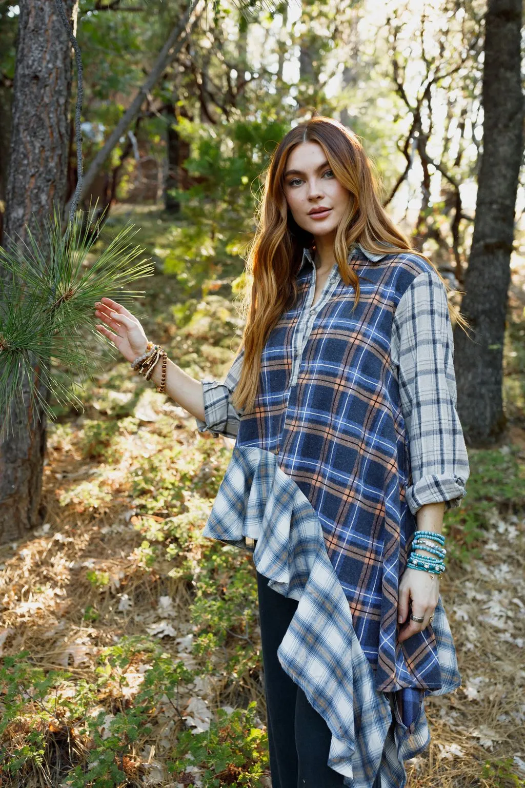 Nomad Wander Plaid Top - Navy