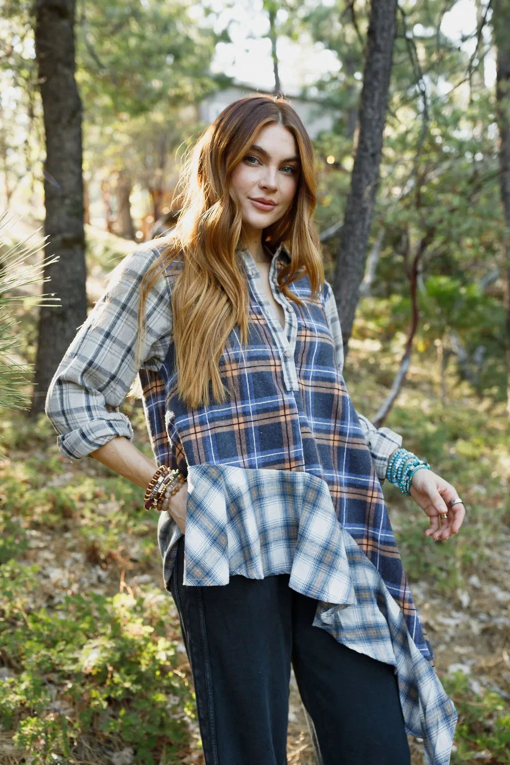 Nomad Wander Plaid Top - Navy