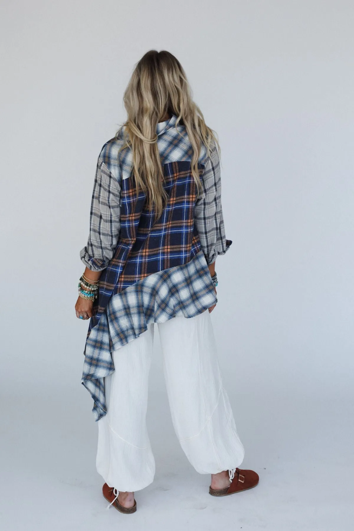 Nomad Wander Plaid Top - Navy