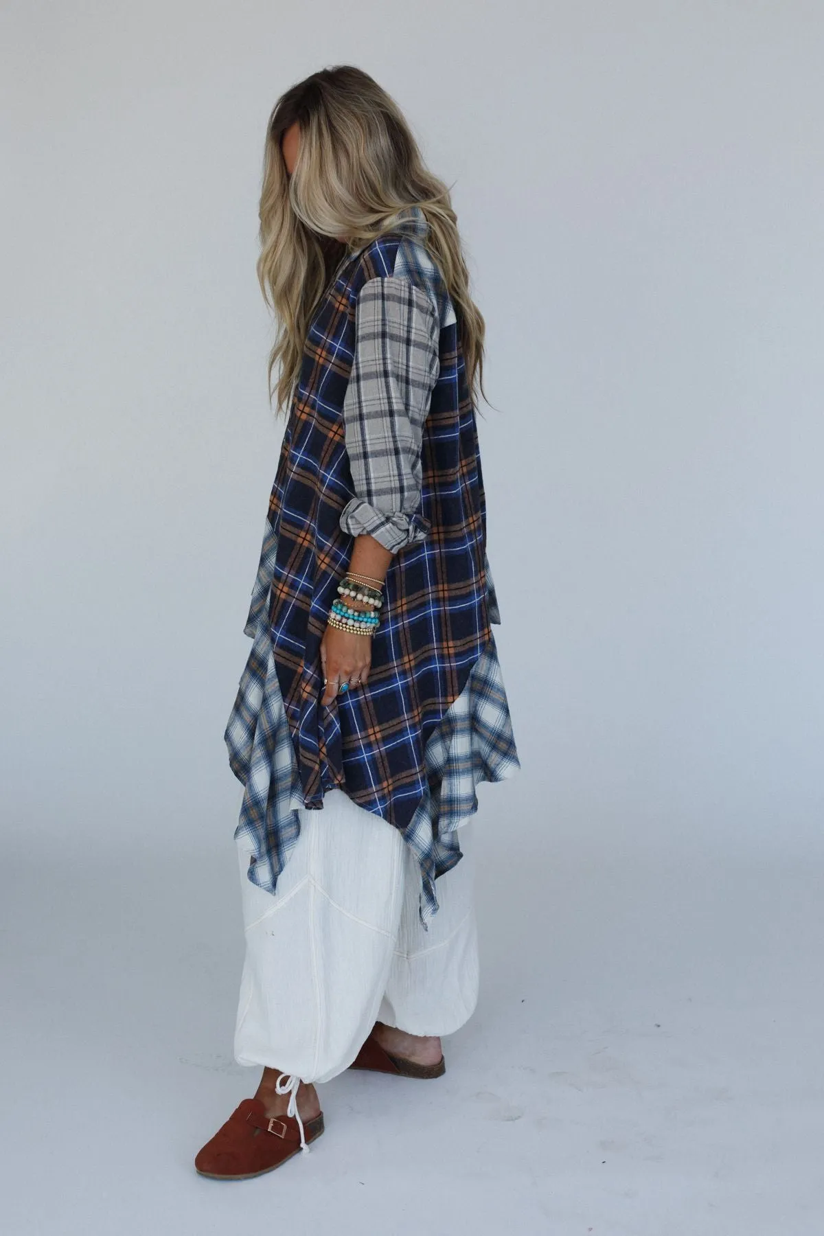 Nomad Wander Plaid Top - Navy
